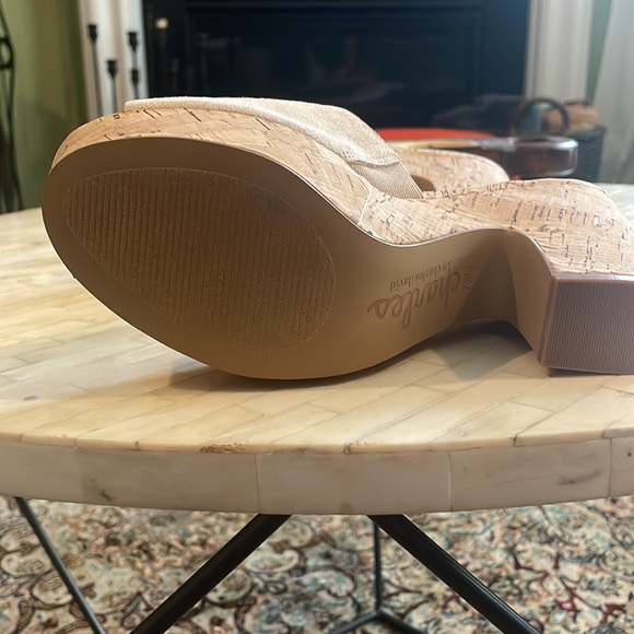 NWOT Charles by Charles David Deploy Slide Sandal Size 7.5 - Picture 11 of 15